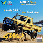 MN82 Toyota Land Cruiser LC79 RC crawler ön görünüm lisanslı uzaktan kumandalı offroad araba
